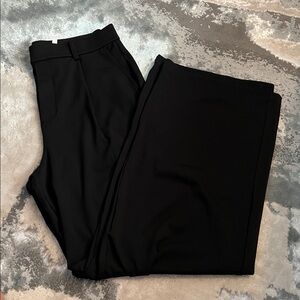 HALARA Sleek Black Pants